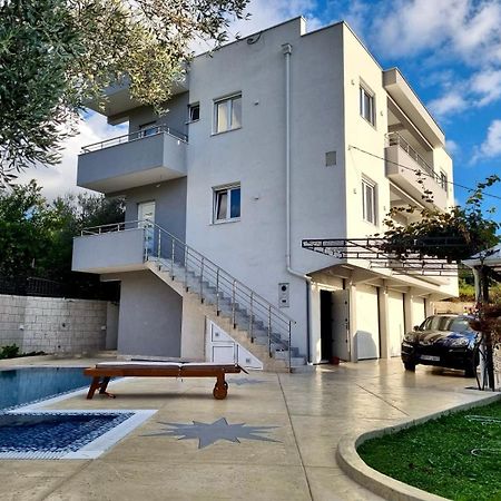 Villa Holiday Apartments 巴尔 外观 照片