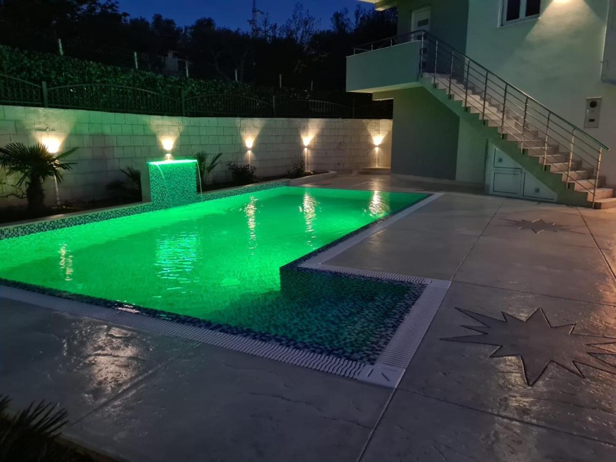 Villa Holiday Apartments 巴尔 外观 照片