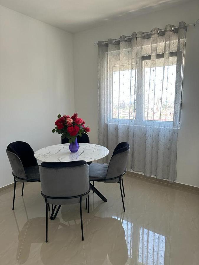 Villa Holiday Apartments 巴尔 外观 照片