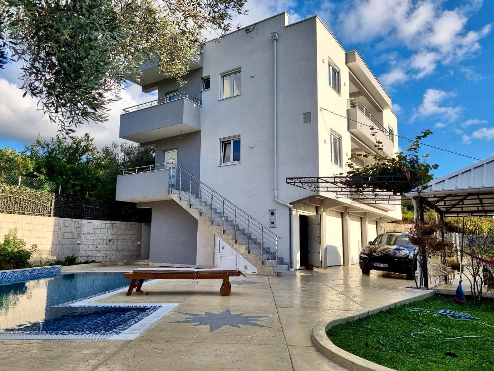 Villa Holiday Apartments 巴尔 外观 照片